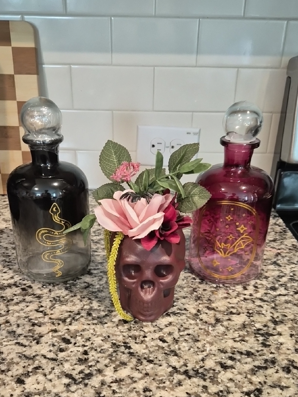 Burgundy Skull Planter with 2 Glass Jars Set Halloween